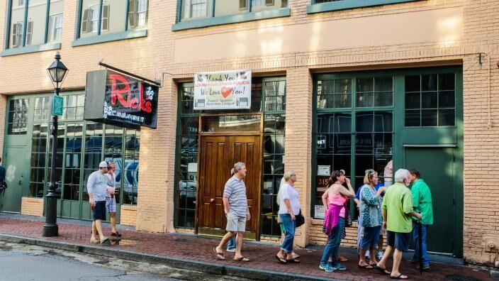 Two ex-employees accuse Bourbon St. cabaret of ‘tip theft’